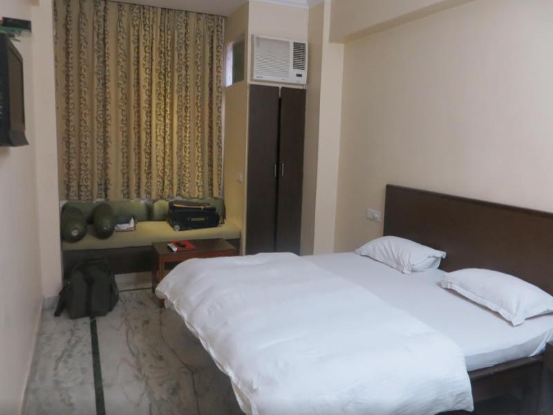 Hotel Sandhu Palace Jodhpur  Ngoại thất bức ảnh
